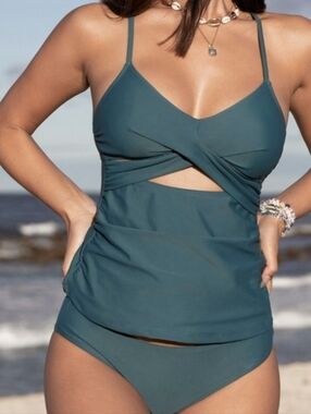 Twist-Front Maternity Teal Tankini Set, NWOT, medium